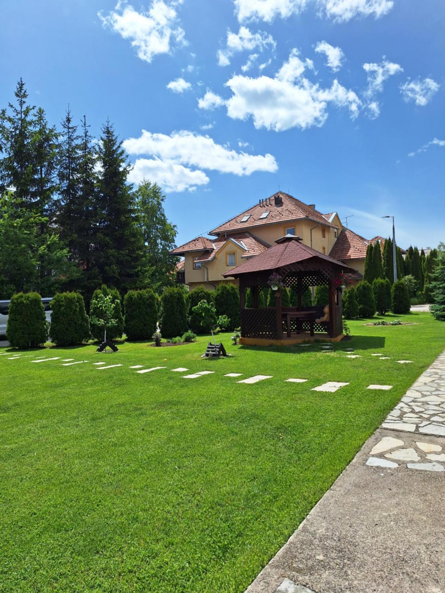 Apartmani Nika Златибор Экстерьер фото
